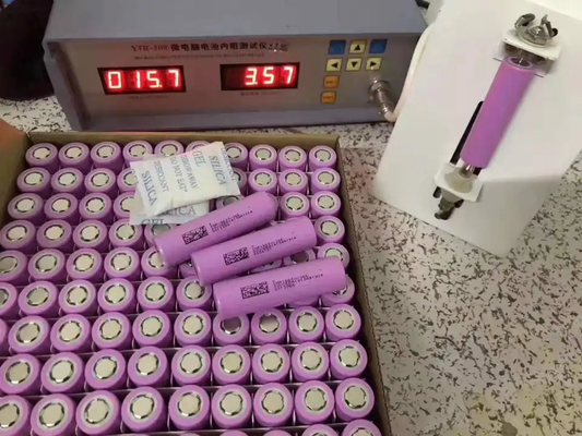 INR18650-26E 2600mAh 3C 1000 Cycles 3.65V Rechargeable Lithium-ion 18650 Battery