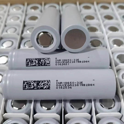 INR18650-32E 3200mAh 18650 Battery 10A 1000 Cycles 3.7V Cylindrical Lithium ion 18650 Battery